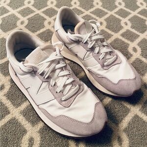 New Balance 237 Sneakers